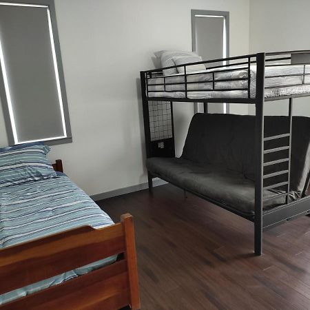New House With Comfortable King Beds Medford Exterior foto